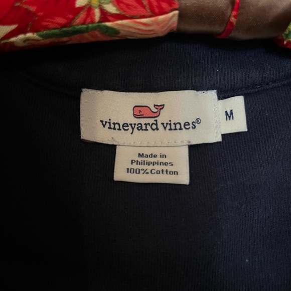 Vineyard Vines Navy Blue w/Embroidered Whales Across Gingham Shoulders Medium - Picture 7 of 13